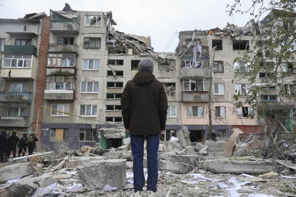 Ukraine awaits US missile system after latest Russian strike AP News
